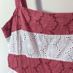 Color block + lace dress!!